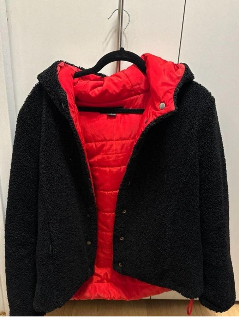 Sanctuary Womens Reversible Faux-Fur Puffer Jacket, Small.